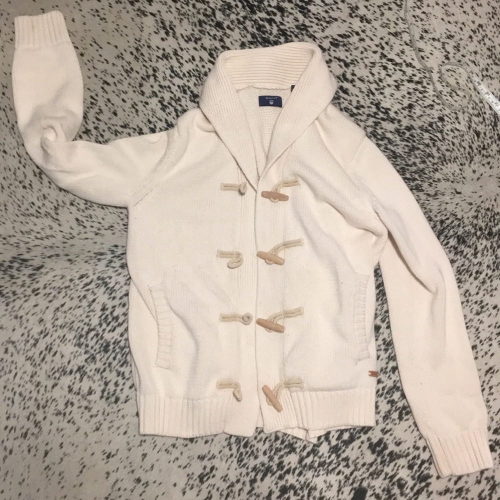 Gant toggle sweater